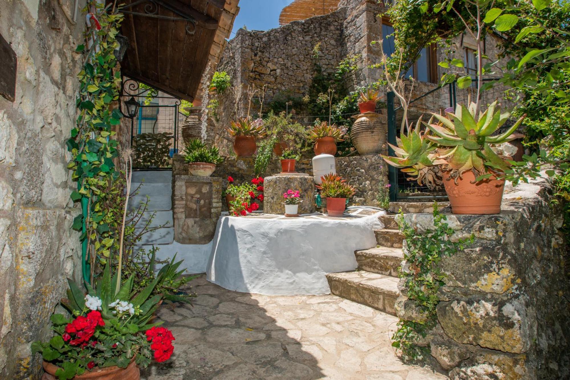 Gioia Traditional House Agios Nikolaos  Exterior foto